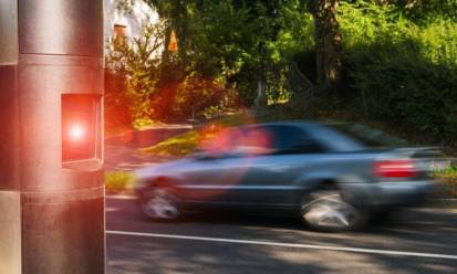 C Mo Funcionan Los Radares De Velocidad En La Carretera