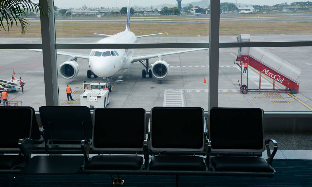Ministro de Transporte: ‘Aeropuertos del Ecuador reabrirán el 1 de junio’