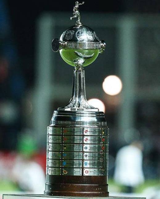 Trofeo de la Copa Libertadores.