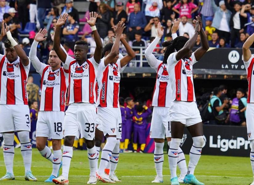 Jugadores de Liga de Quito celebrando.