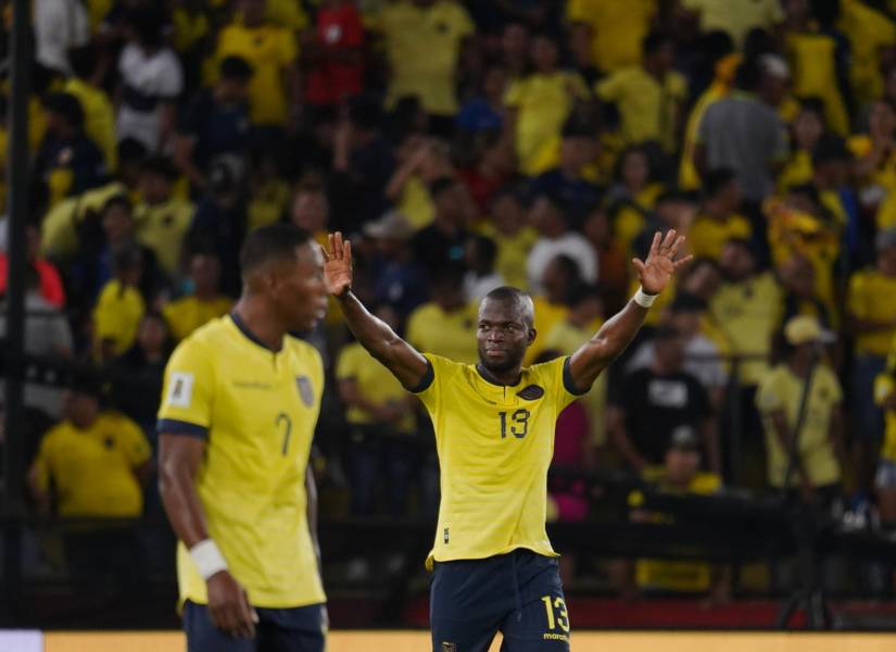 Ecuador visita a Colombia en el Estadio Metropolitano de Barranquilla.