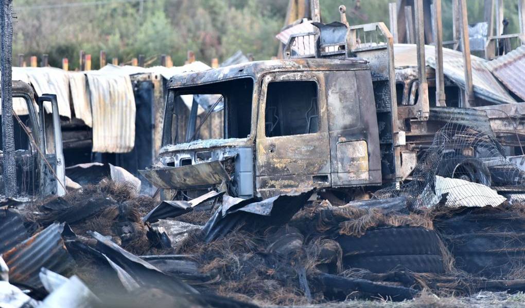 Ataque ligado a extremistas mapuches en sur de Chile deja cuatro camiones quemados