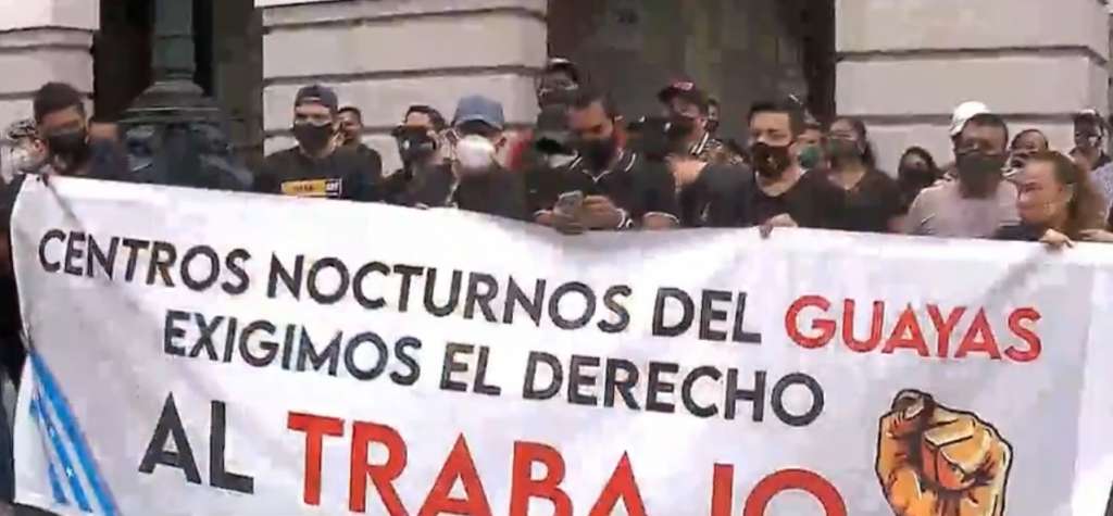 Dueños y personal de centros de diversión nocturna protestaron en Guayaquil