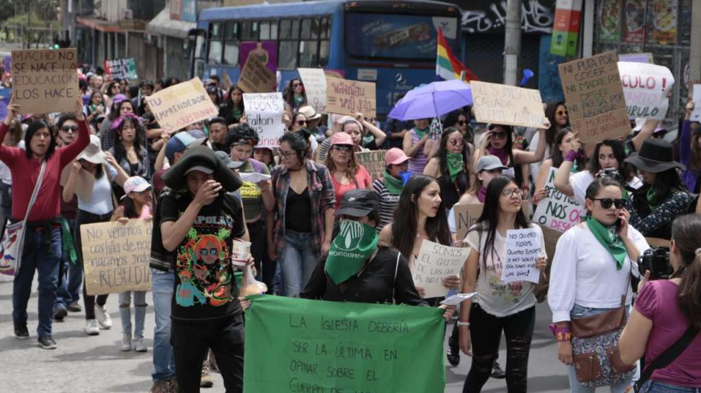 La ecuatorianas gritan por la equidad, la memoria y contra el machismo
