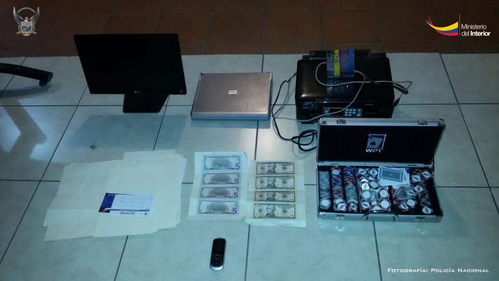 Detienen a una persona en Portoviejo por falsificación de dinero