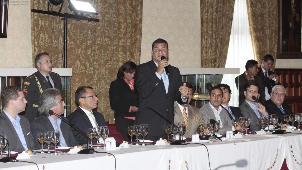 Presidente Correa se reunió con autoridades electas