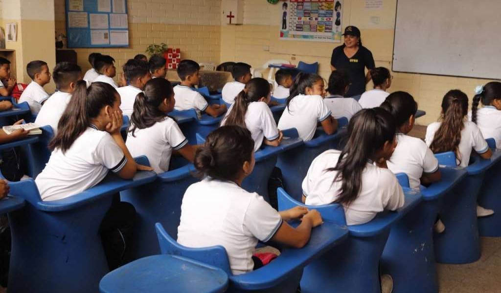 El Bachillerato Internacional continúa en Ecuador y deberá impartirse en 77 colegios fiscales