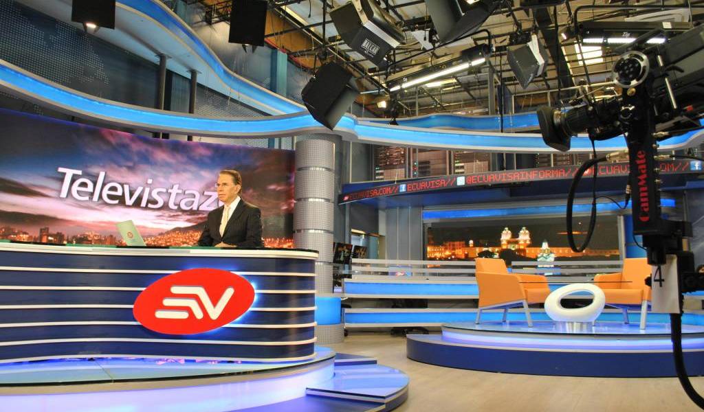 Ecuavisa estrena hoy tecnológico set de noticias