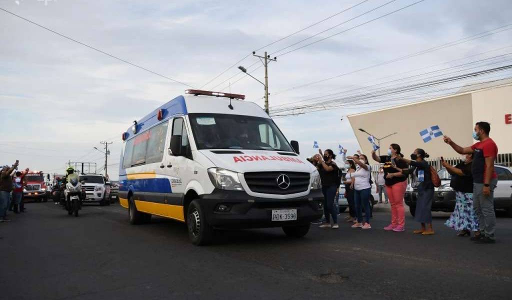 Covid-19: alcalde de Manta es trasladado a hospital en Guayaquil