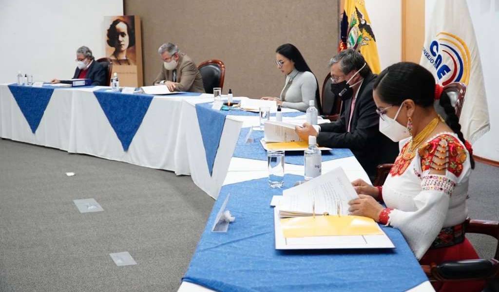 CNE otorga plazo al movimiento Unión Ecuatoriana