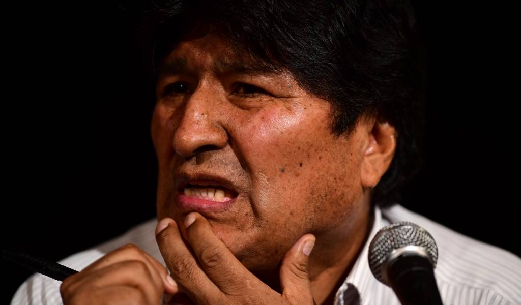 Fiscalía de Bolivia ordena detener al expresidente Evo Morales