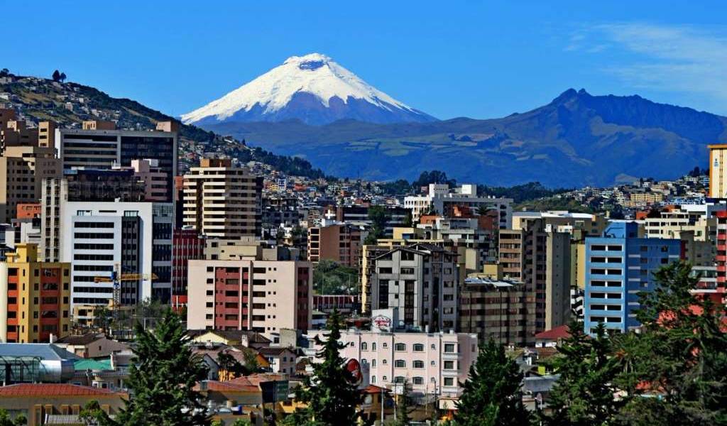 Extienden teletrabajo, pero rechazan la ley seca en Quito