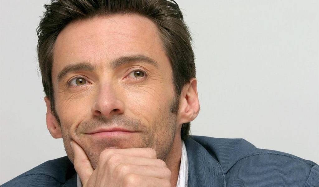 Mujer lanza navaja a Hugh Jackman