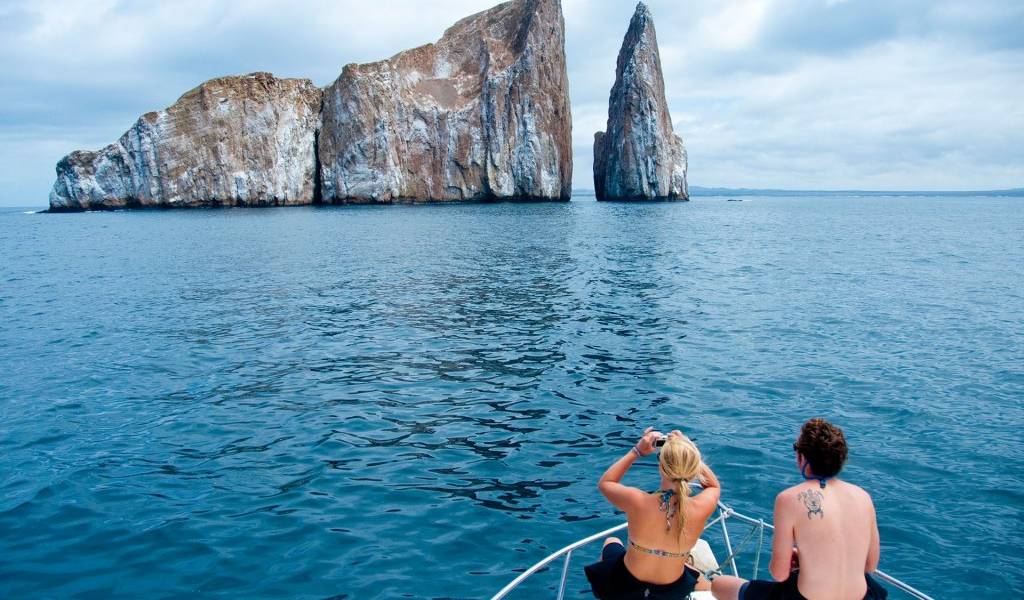 Galápagos reabre sitios de visita tras cuatro meses