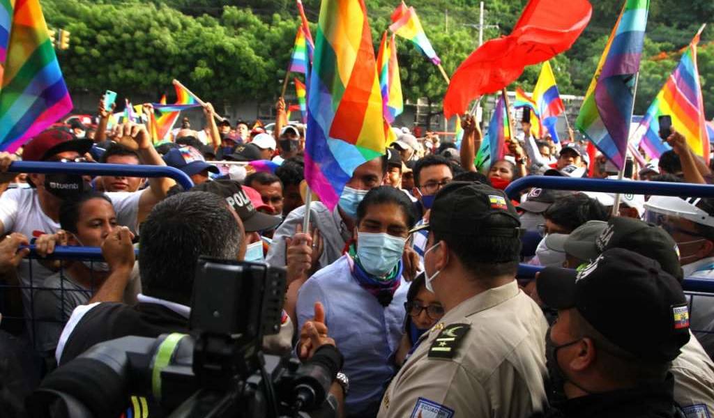 Organizaciones indígenas inician movilización a Quito y Guayaquil para defender votos de Yaku Pérez