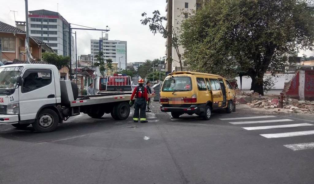 17 niños con heridas leves en accidente de tránsito en Quito