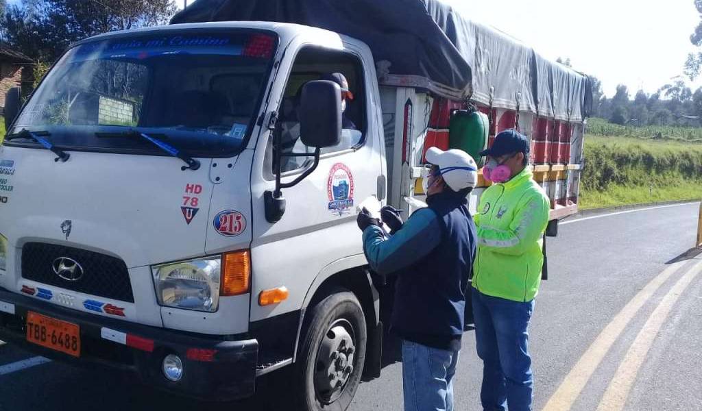 Seis corredores logísticos habilitados para carga pesada en Ecuador