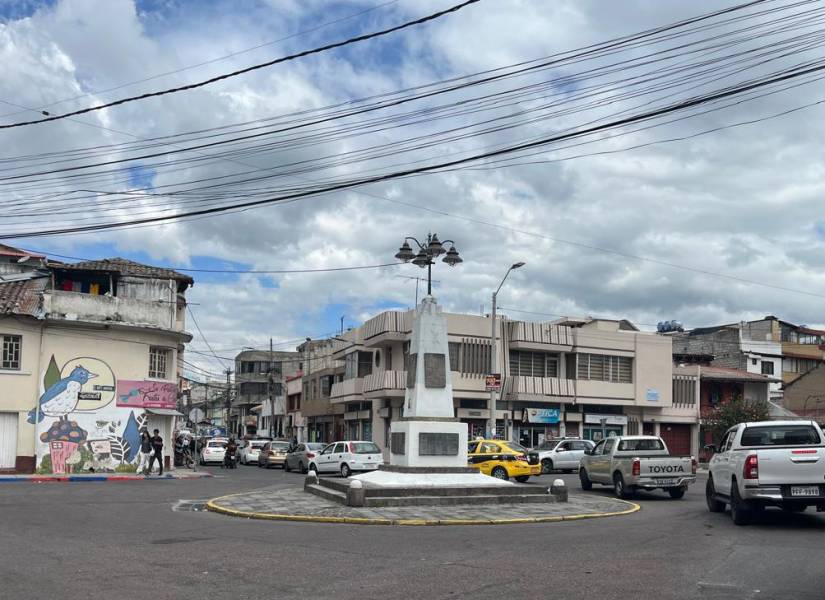 Un embotellamiento en el obelisco de La Vicentina.