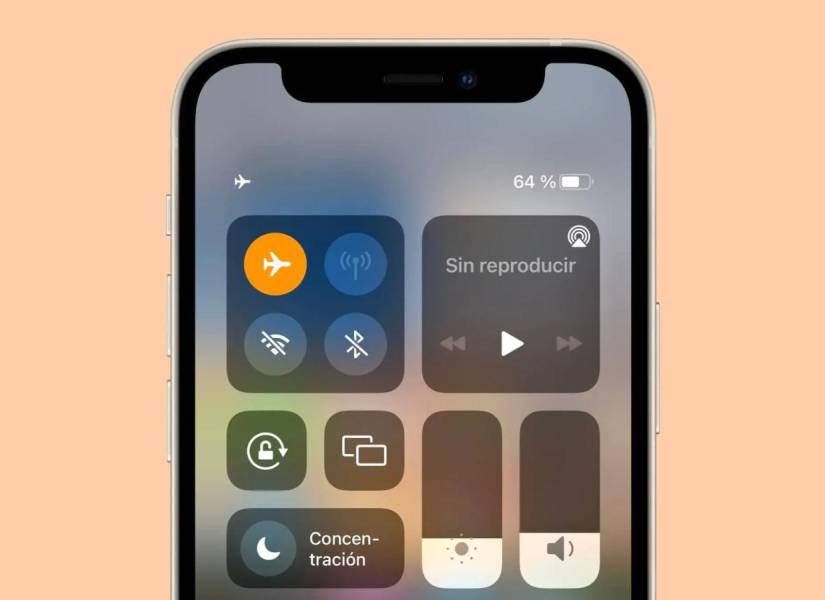 Imagen referencial de modo avión en iPhone.