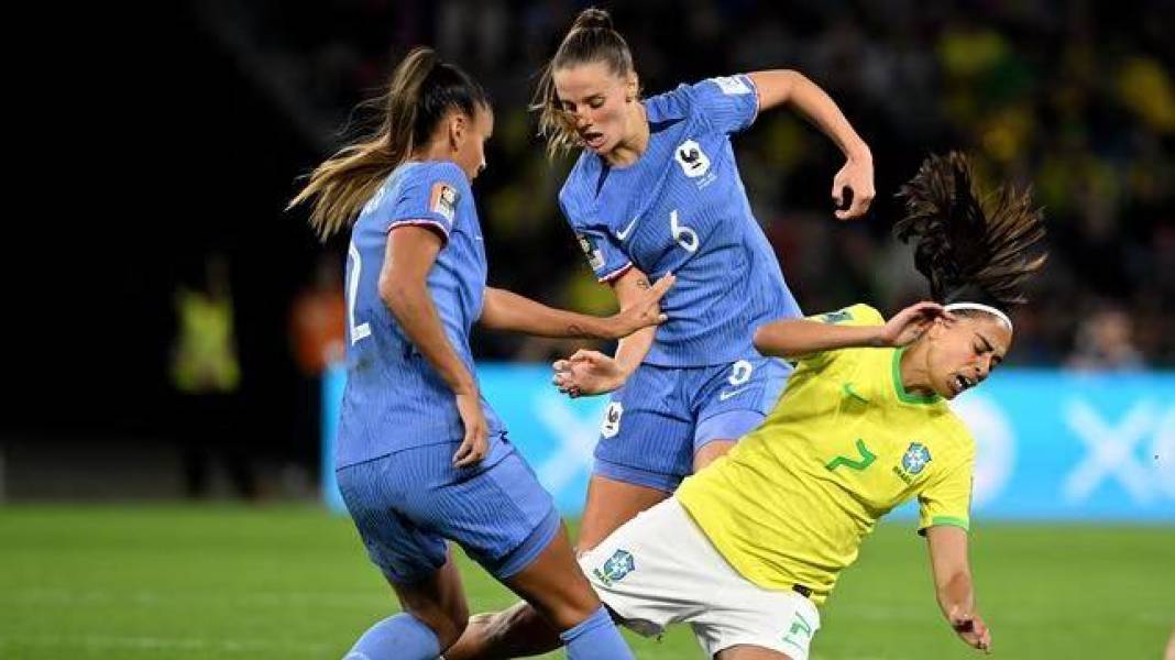 Francia vence a Brasil y se apodera del grupo F en el Mundial Femenino