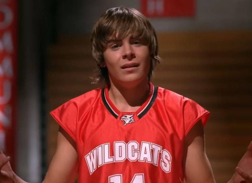 Zac Efron como Troy Bolton en High School Musical