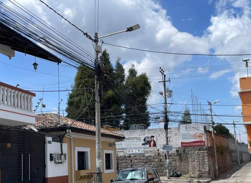 En las calles Amazonas y Quito de la parroquia rural de Yaruquí.