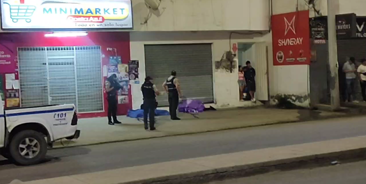 Dos hombres son asesinados afuera de un local comercial, en Manta