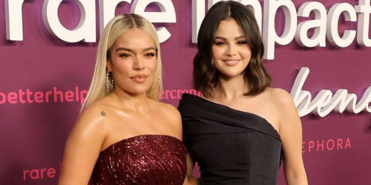 Karol G fue la invitada especial de Selena Gómez en la gala benéfica de Rare Impact Fund