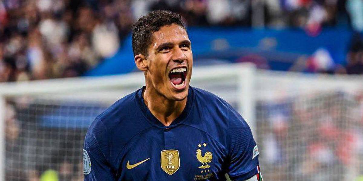 El defensa francés Raphael Varane se retira del fútbol a los 31 años