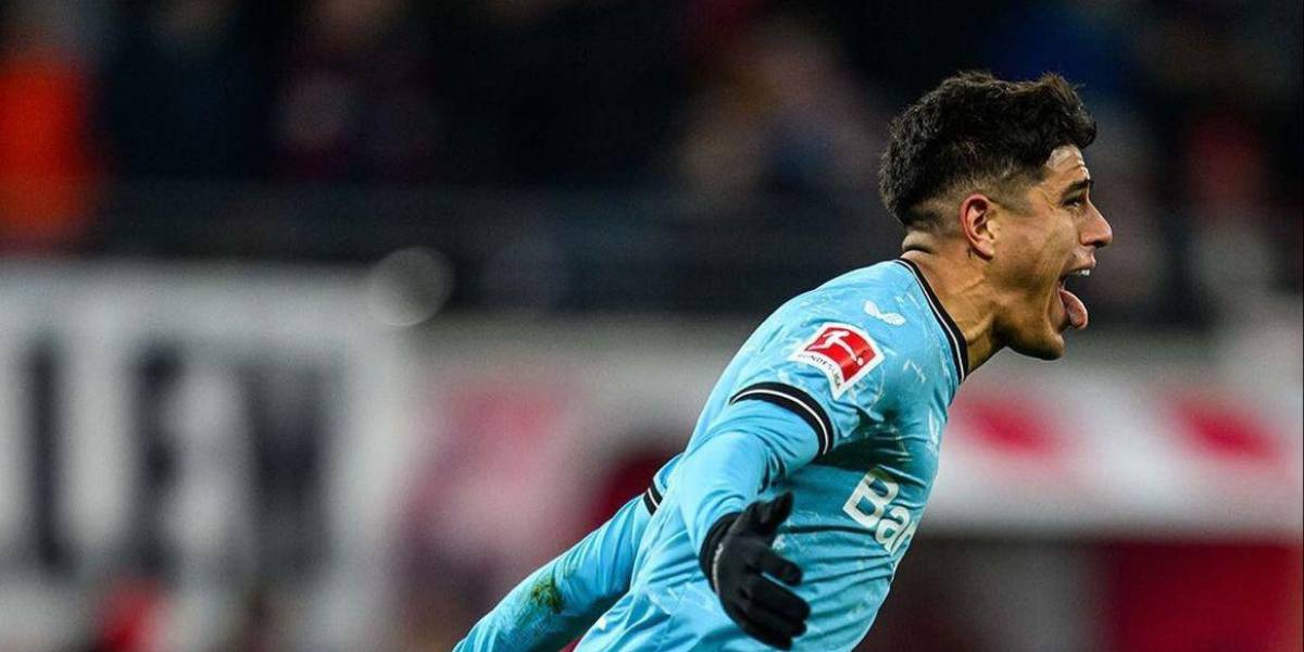 Piero Hincapié anota para sellar el agónico triunfo del Bayer Leverkusen en la Bundesliga