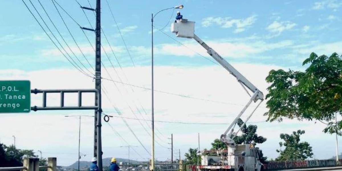 Cortes de luz en siete provincias de Ecuador este 6 de agosto por trabajos de mantenimiento