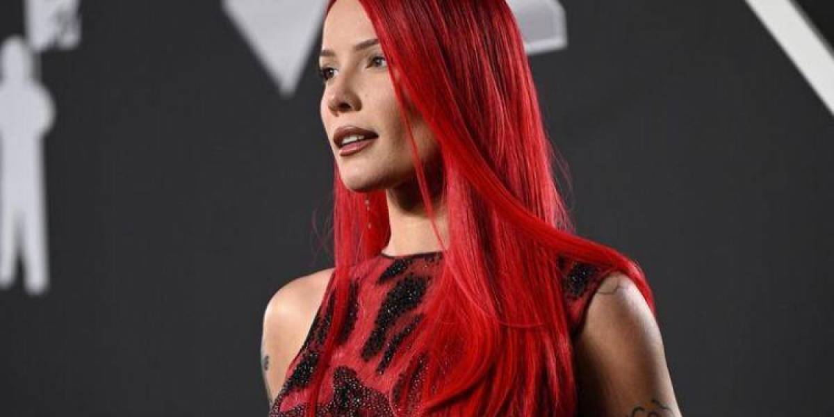 Halsey revela que fue hospitalizada tras sufrir una convulsión: No lo recomiendo