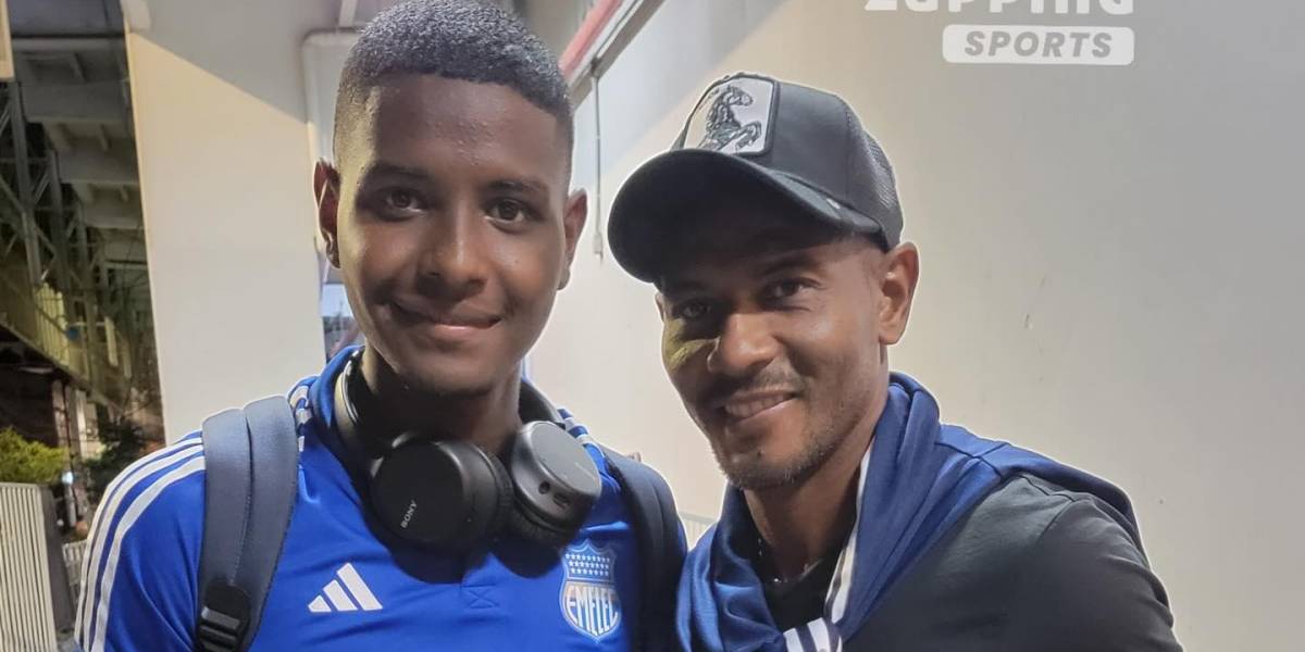 El orgullo de un padre: Oscar Bagüí, contento por el gran presente de su hijo, Diogo, en Emelec