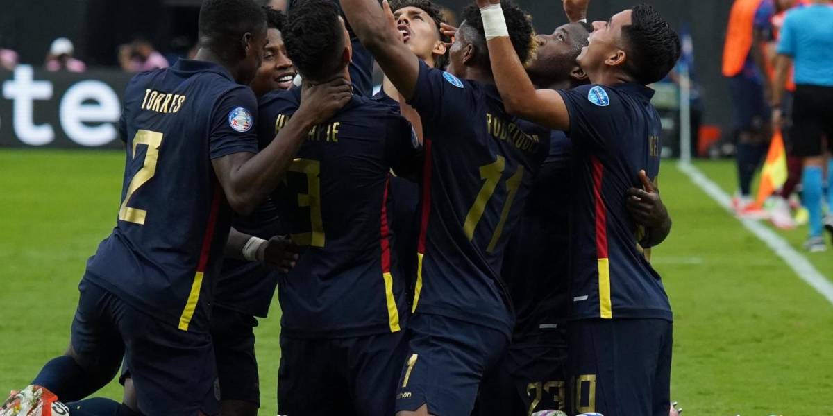 GOLAZO | Hincapié pone el 1-0 para Ecuador ante Jamaica