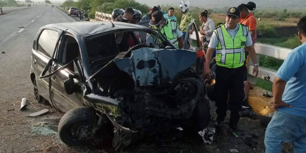 Un siniestro vial en Santa Elena deja dos muertos y tres heridos
