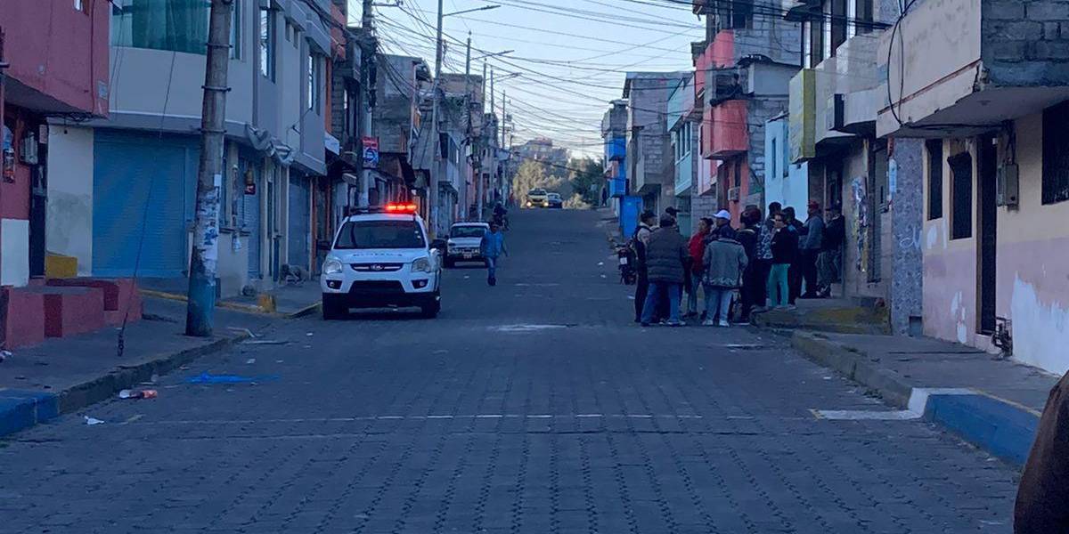 Quito | Un adolescente fue asesinado durante riña callejera en el barrio Lucha de los Pobres