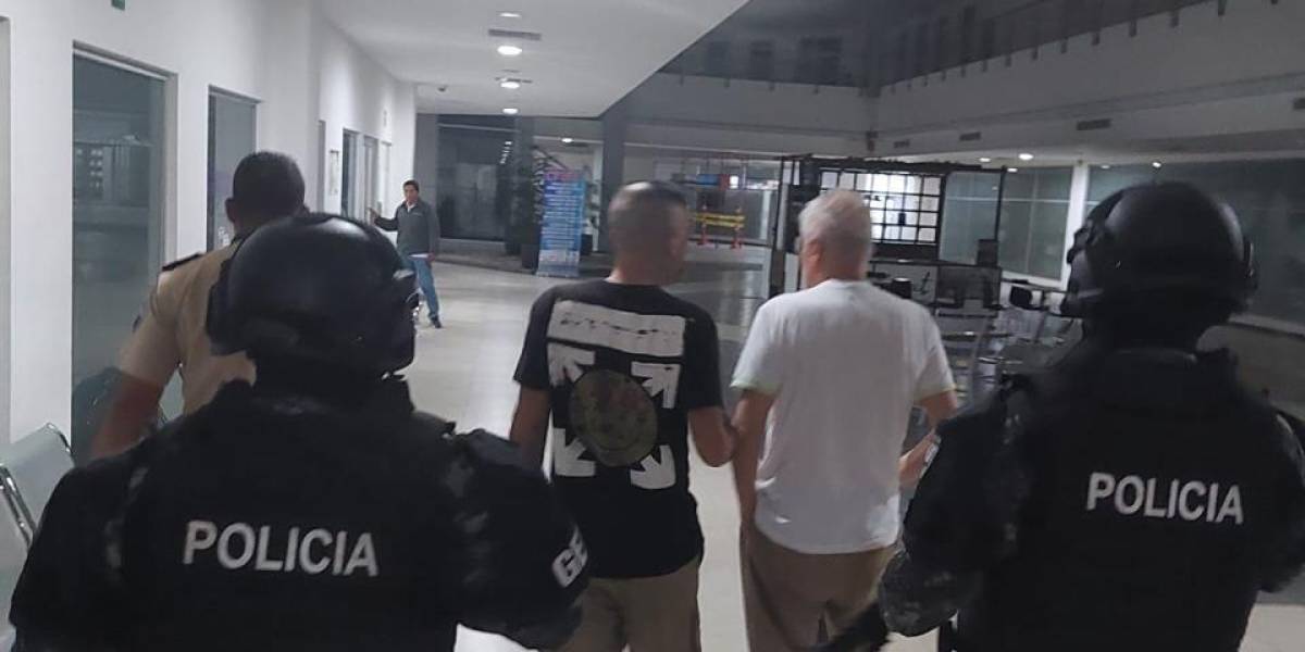 Un ciudadano turco fue deportado tras permanecer en una cárcel de Guayaquil por narcotráfico y porte de armas