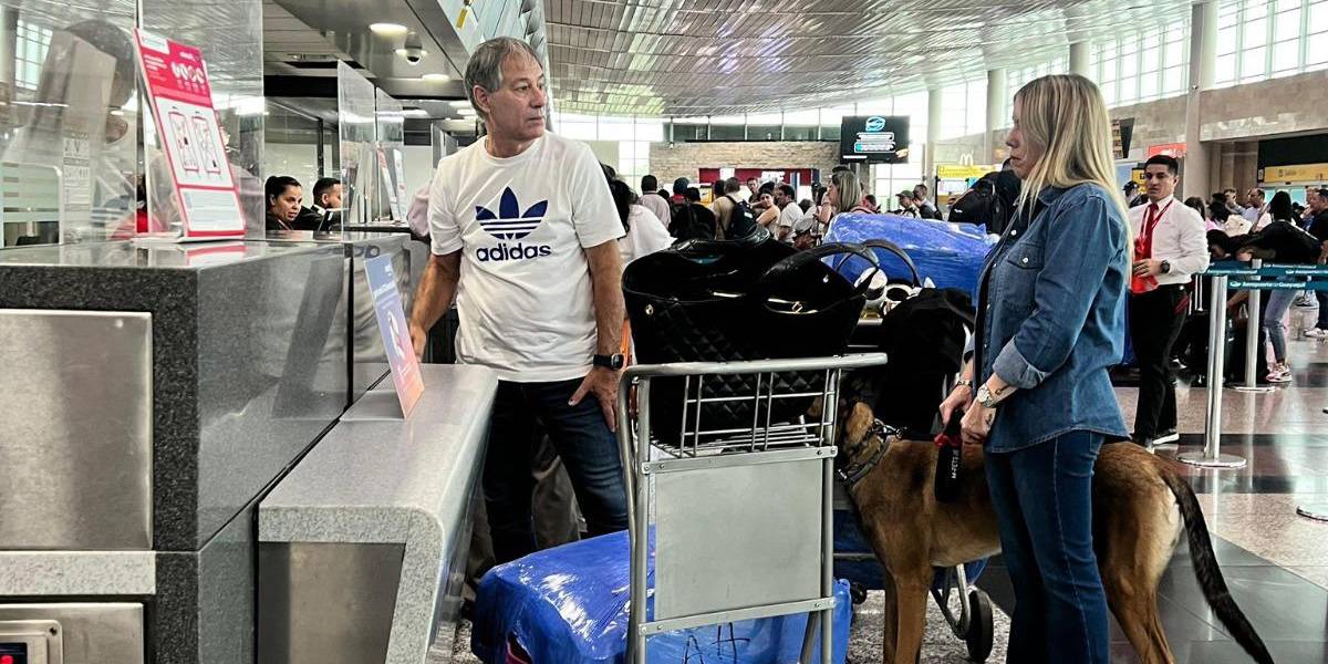 Ariel Holan abandona Guayaquil previo al Clásico del Astillero