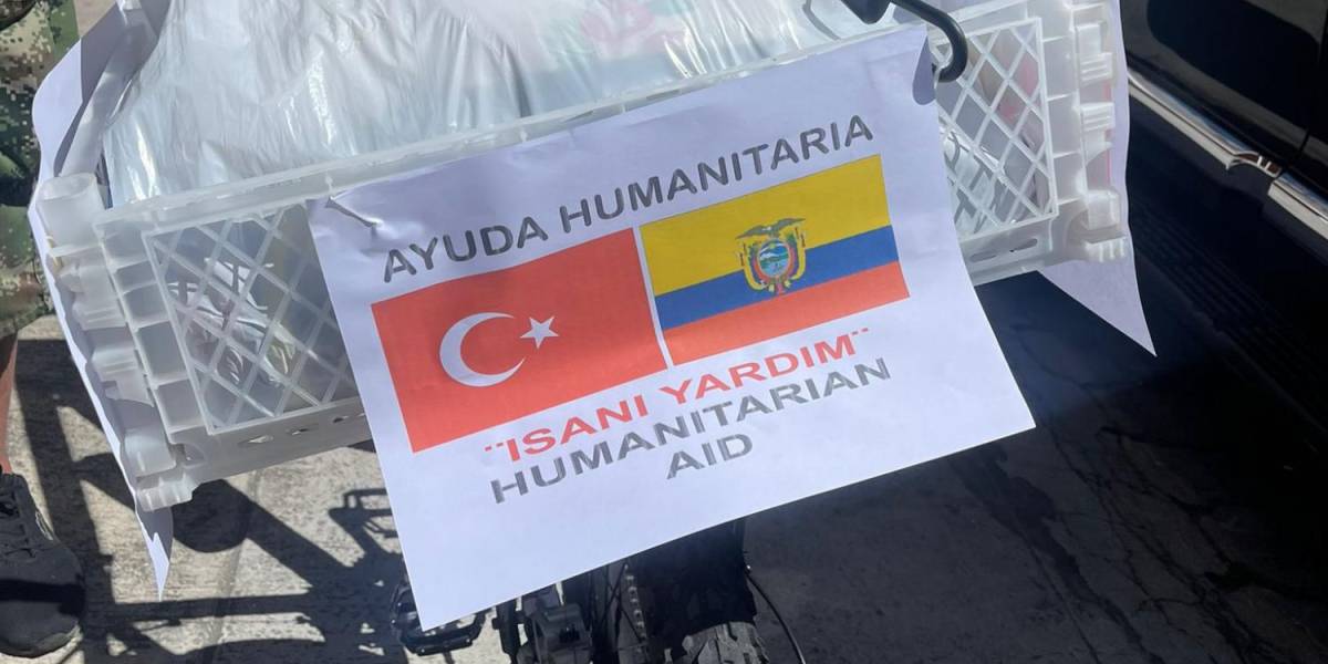 Embajada de Turquía en Ecuador recepta donaciones para damnificados por terremotos