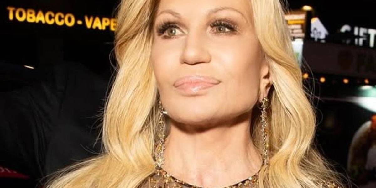 Donatella Versace sorprende con su imagen tras evento benéfico de Elton John: qué se hizo en el rostro