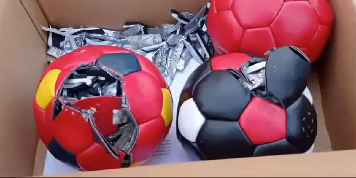 Quito | En balones de fútbol se escondía droga que pretendía enviarse a España e India