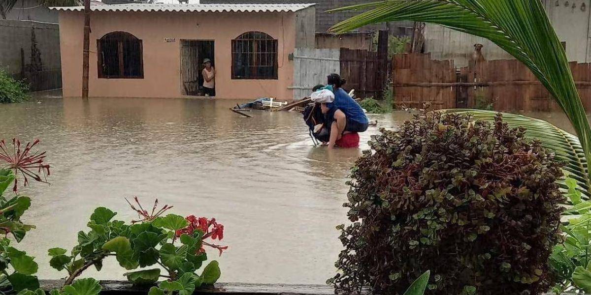 Invierno en Ecuador: Se inunda la comuna San Marcos en Santa Elena tras intensa lluvia