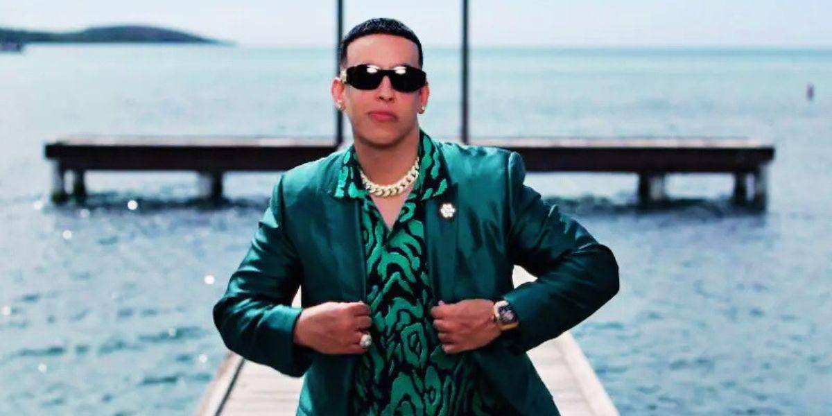 Daddy Yankee reaparece en público mientras su exesposa lanza potente comunicado