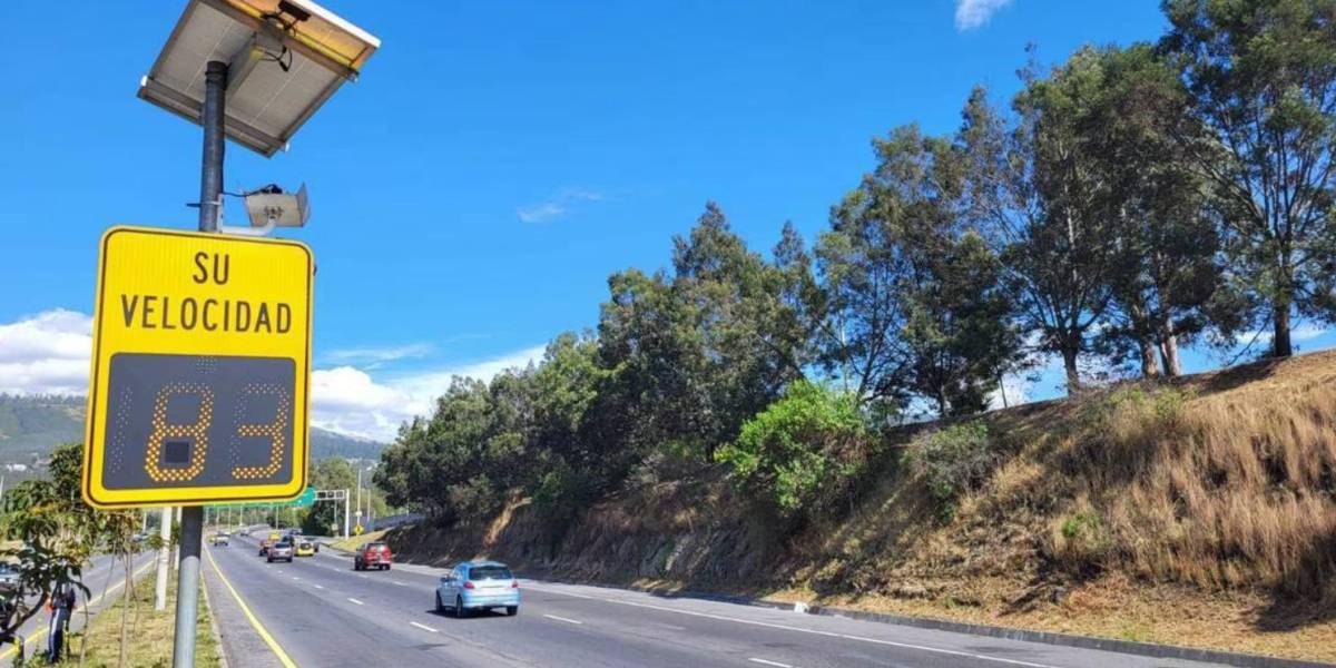 La Comisión de Tránsito del Ecuador suspende el registro de multas de 39 radares, desde este 4 de junio