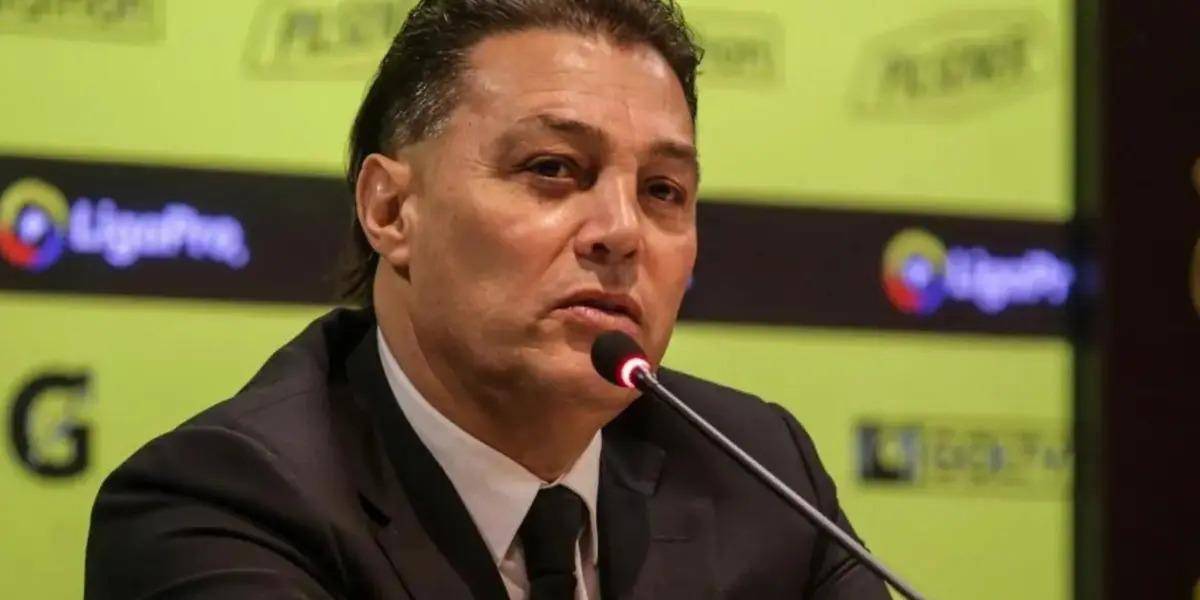 Alfaro Moreno responde con insultos a Francisco Egas