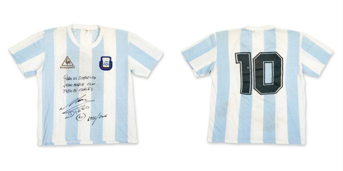 Se subasta la camiseta que usó Maradona en las semifinales del Mundial de México 1986