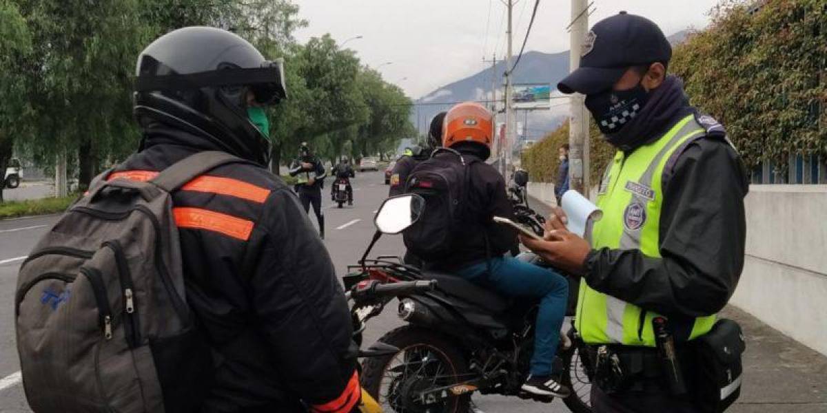 Pico y placa en Quito: estas son las restricciones de movilidad para este viernes 25 de octubre