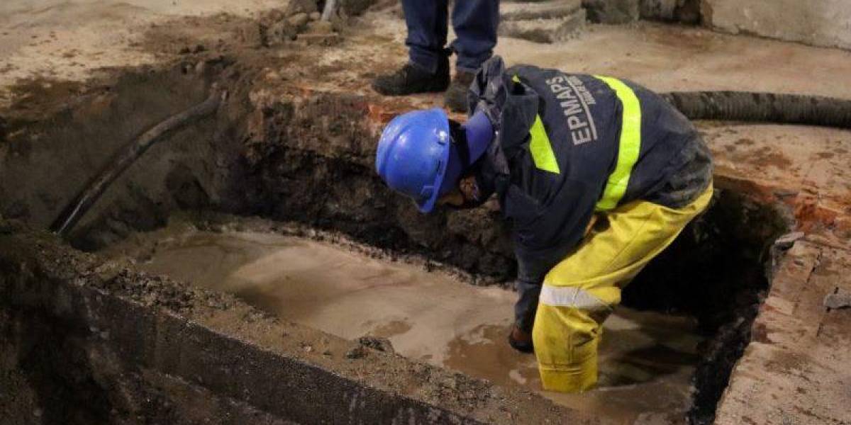 El desperdicio de agua equivale a 45 piscinas olímpicas al día, en Quito