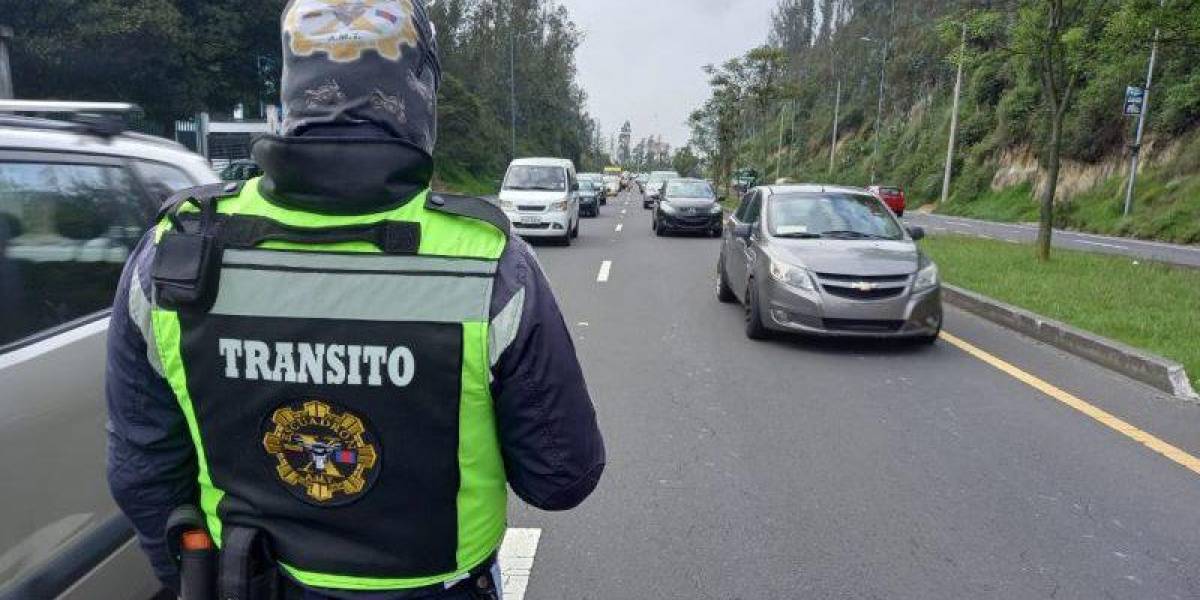 Pico y placa en Quito: estas son las restricciones de movilidad para este viernes 15 de noviembre