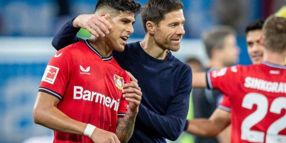 Xabi Alonso habría pedido a Piero Hincapié a quedarse en el Bayer Leverkusen